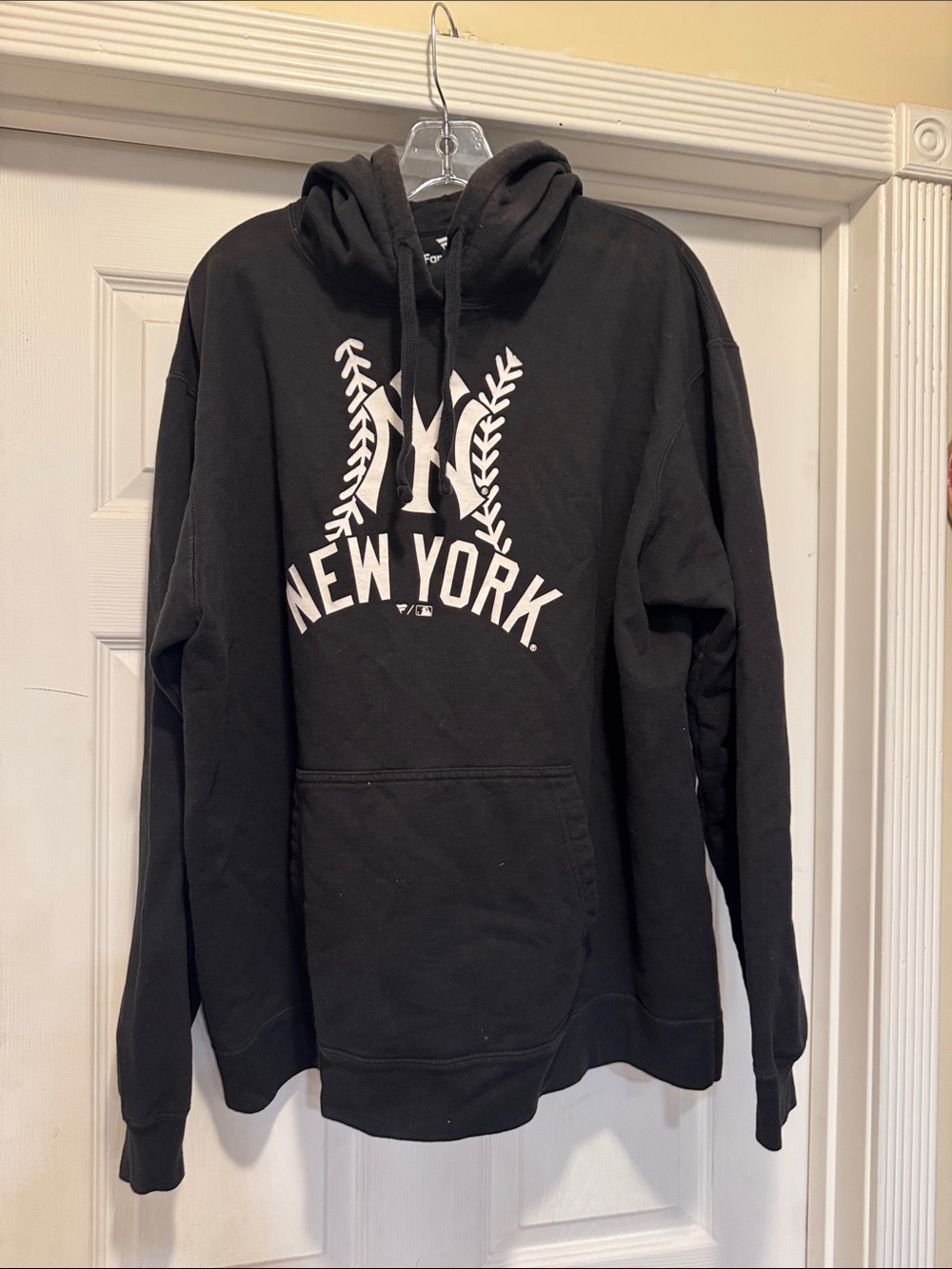 Fanatics Black New York Crewneck Sweatshirt